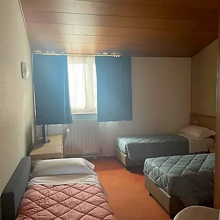 Hotel Tarvis Отель